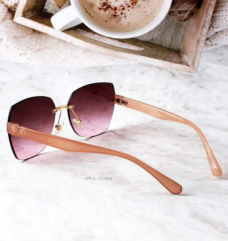 RBB Women's Rimless Vintage Sunglasses – Irregular Gradient UV400 Fashion Eyewear (Green)