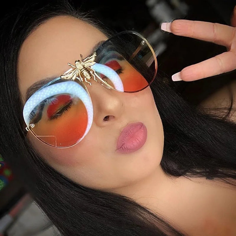 RBB Luxury Classic Bee Vintage Pilot Sunglasses — Stylish retro design with gradient, anti-reflective lenses. Unisex and UV400 protected for everyday wear.