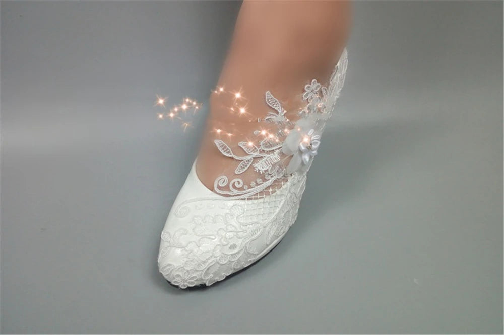 RBB Spring New Round-Toe Waterproof Platform Lace Rhinestone Low-Heel Wedding Shoes – Thin High-Heeled Dress Shoes