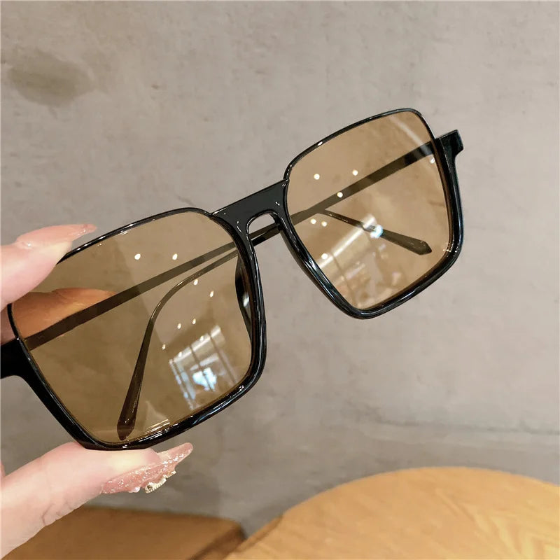 RBB 2024 Vintage Women's Fashion Sunglasses – Luxury Metal Square Frame with UV400 Pink Gradient Lenses