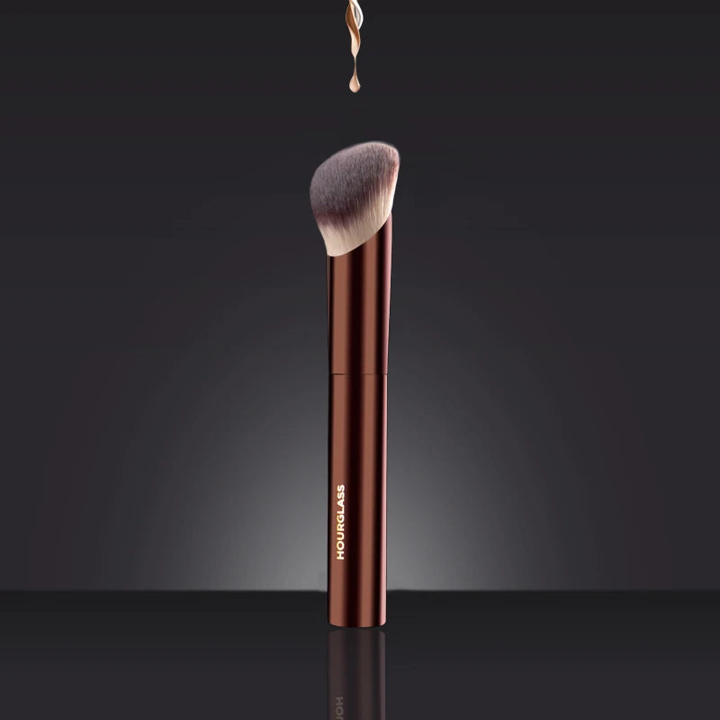 No.21 Ambient Soft Glow Foundation Brush – Soft Fiber Face Brush with Stylish Handle
