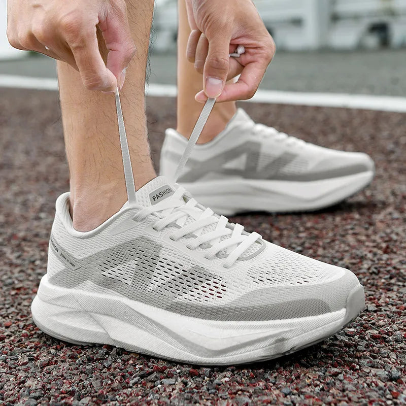 Men’s Race Training Sneakers – Carbon Plate, Pivot Support & Shock Absorption