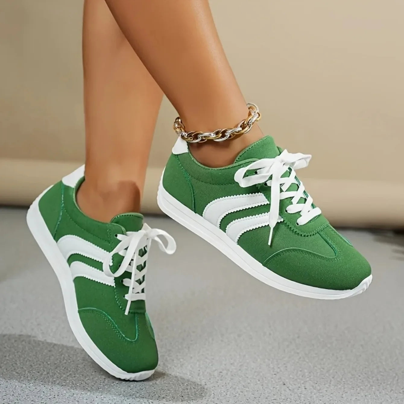 2025 Spring Women’s Sneakers – Comfortable, Versatile Flat Casual Lace-Up Sports Shoes, Plus Size