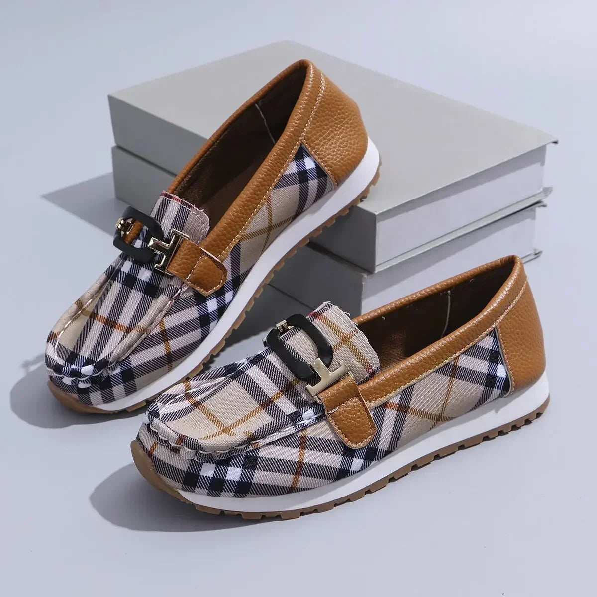 Women’s Plaid Canvas Loafers – Slip-On Casual Non-Slip Walking Shoes