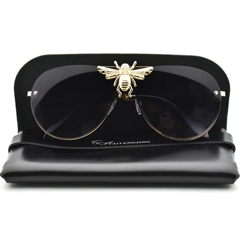 RBB Luxury Classic Bee Vintage Pilot Sunglasses — Stylish retro design with gradient, anti-reflective lenses. Unisex and UV400 protected for everyday wear.