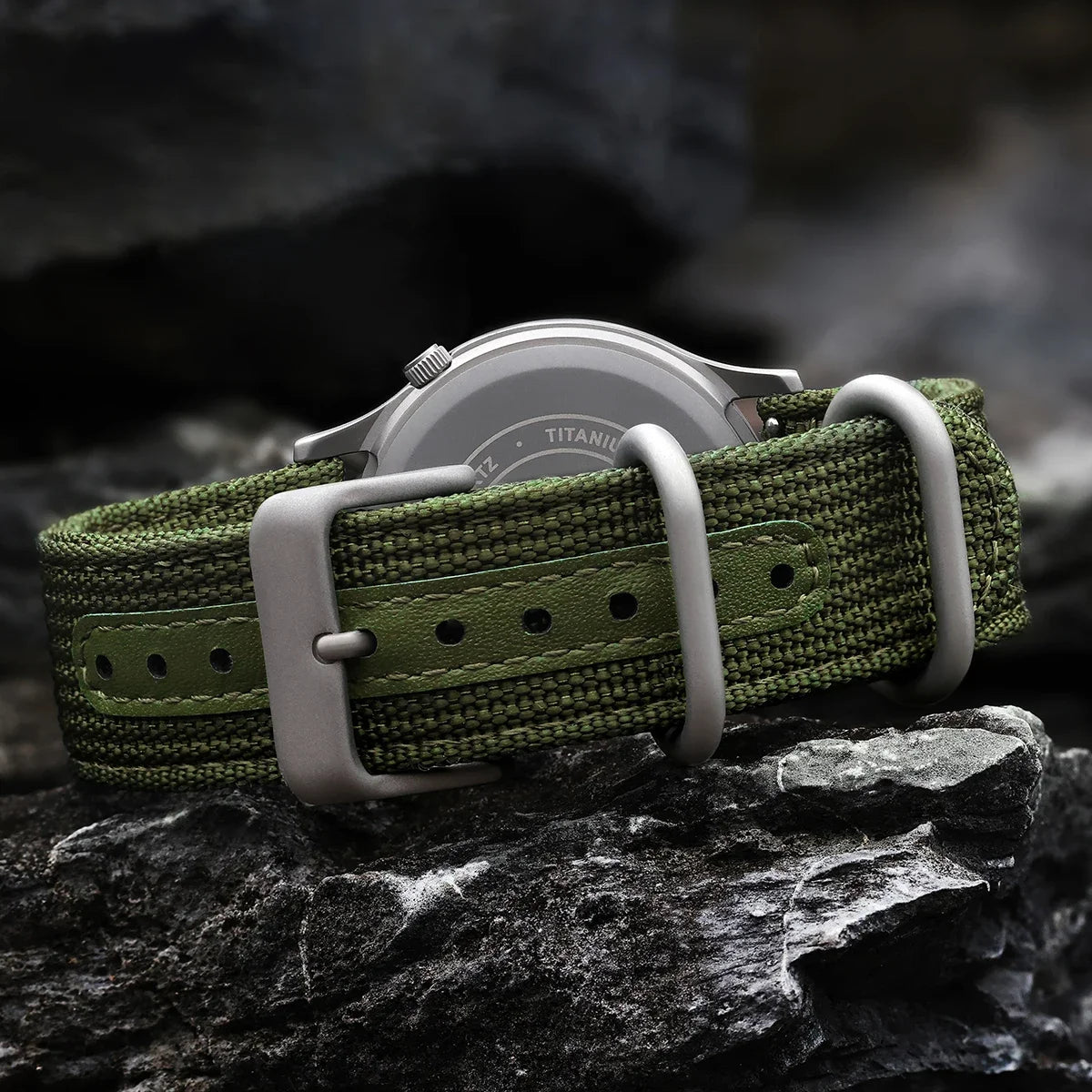 RBB Titanium Field Pilot Watch – Super Luminous Men's Outdoor Quartz Wristwatch with Sapphire Glass (5ATM)