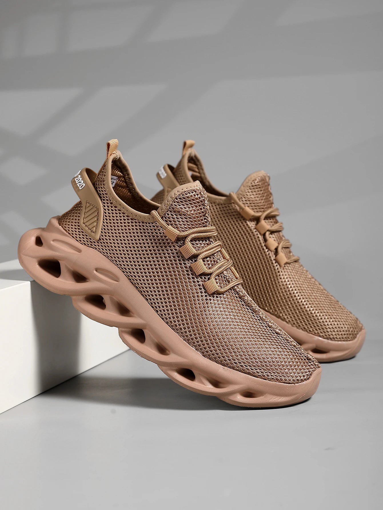 RBB Unisex Sports Running Shoes – Breathable Mesh Casual Sneakers, Shock-Absorbing Lightweight Tennis & Jogging Footwear for Men & Women