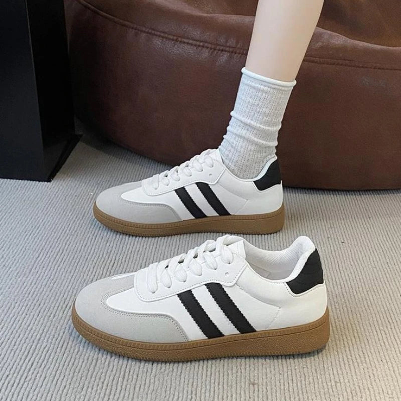 "Women's Lace-Up Vulcanized Sneakers – Casual Outdoor Trainers"