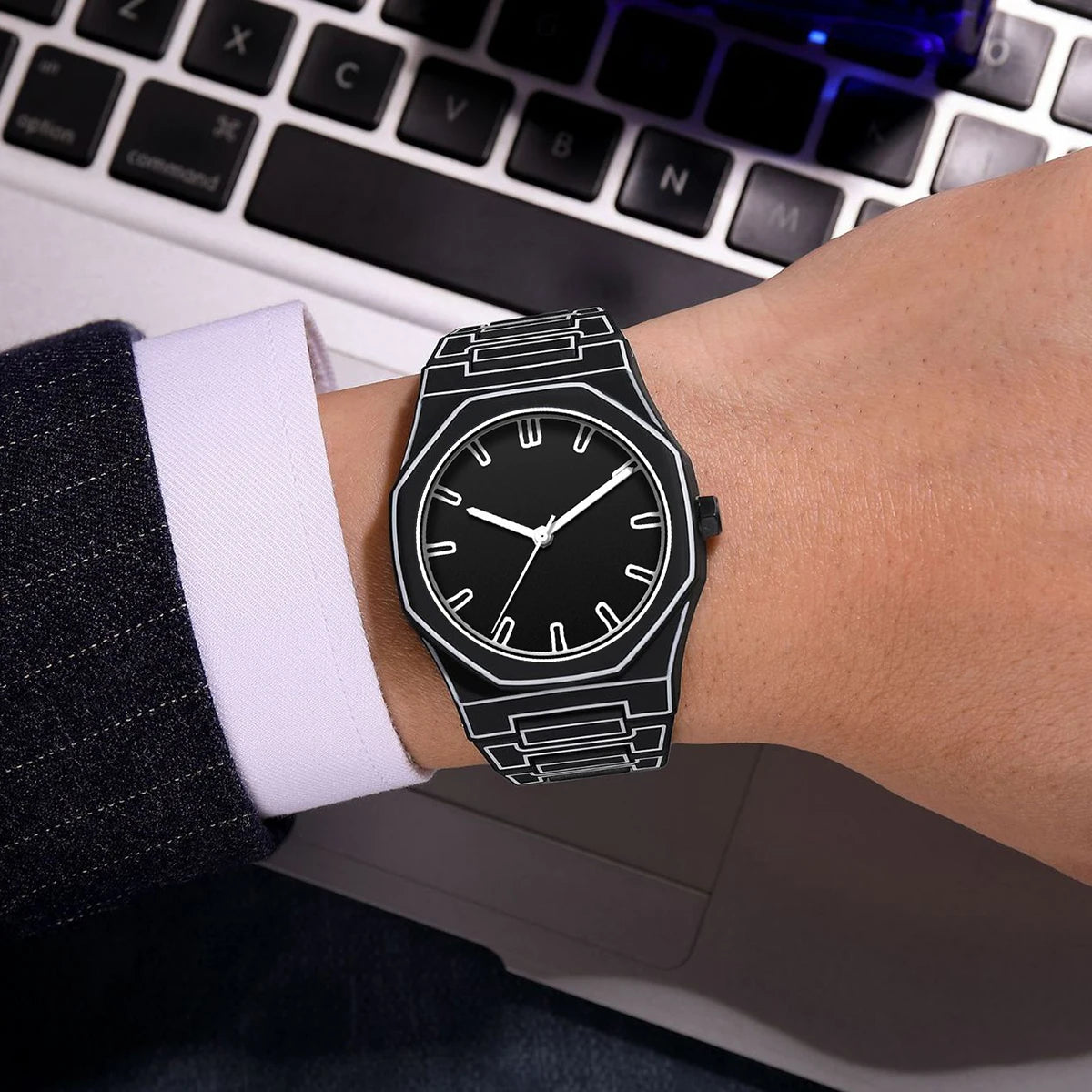 RBB Silicone Quartz Sport Watch – Comic Design, Anime Style, Classic