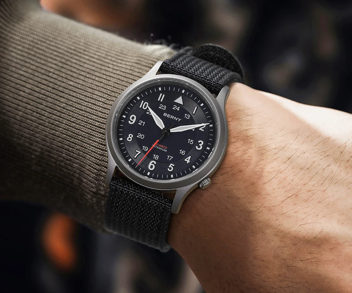 RBB Titanium Field Pilot Watch – Super Luminous Men's Outdoor Quartz Wristwatch with Sapphire Glass (5ATM)