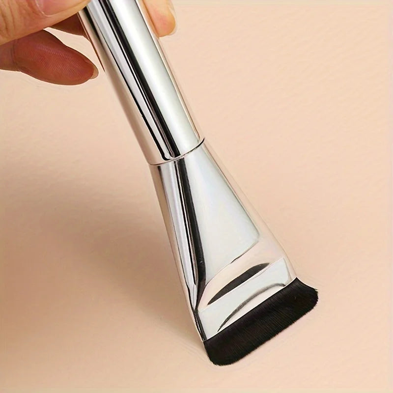 Oval Foundation Brush – Ultra-Fine, Hypoallergenic Contour Tool (1/2 Pcs)