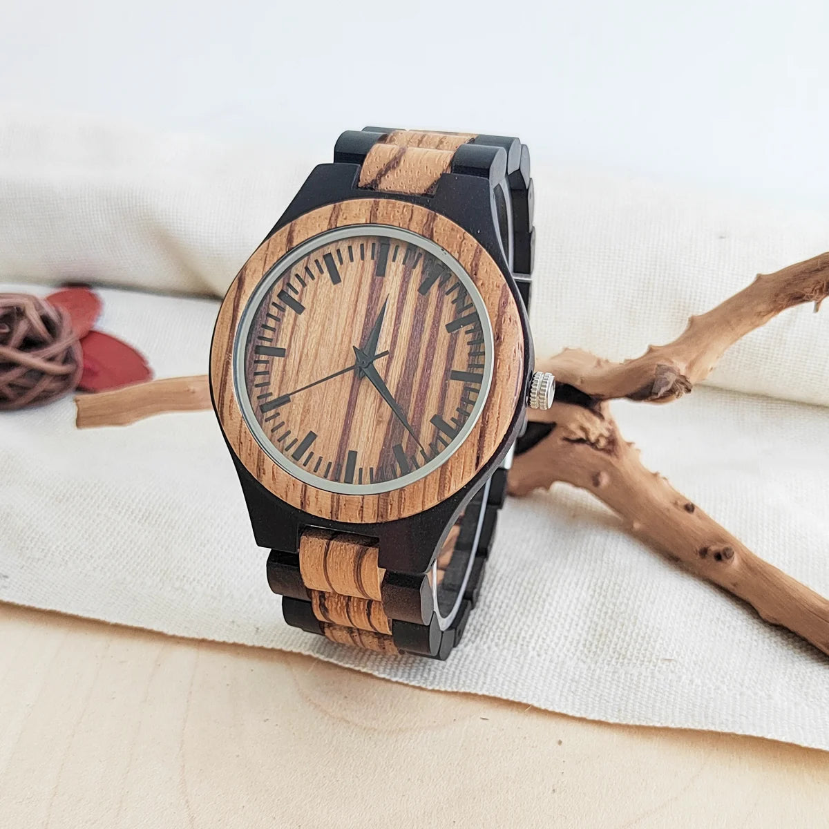 RBB Personalized Wooden Quartz Watch – Unisex Leather Strap, Custom Engraving, Gift-Ready