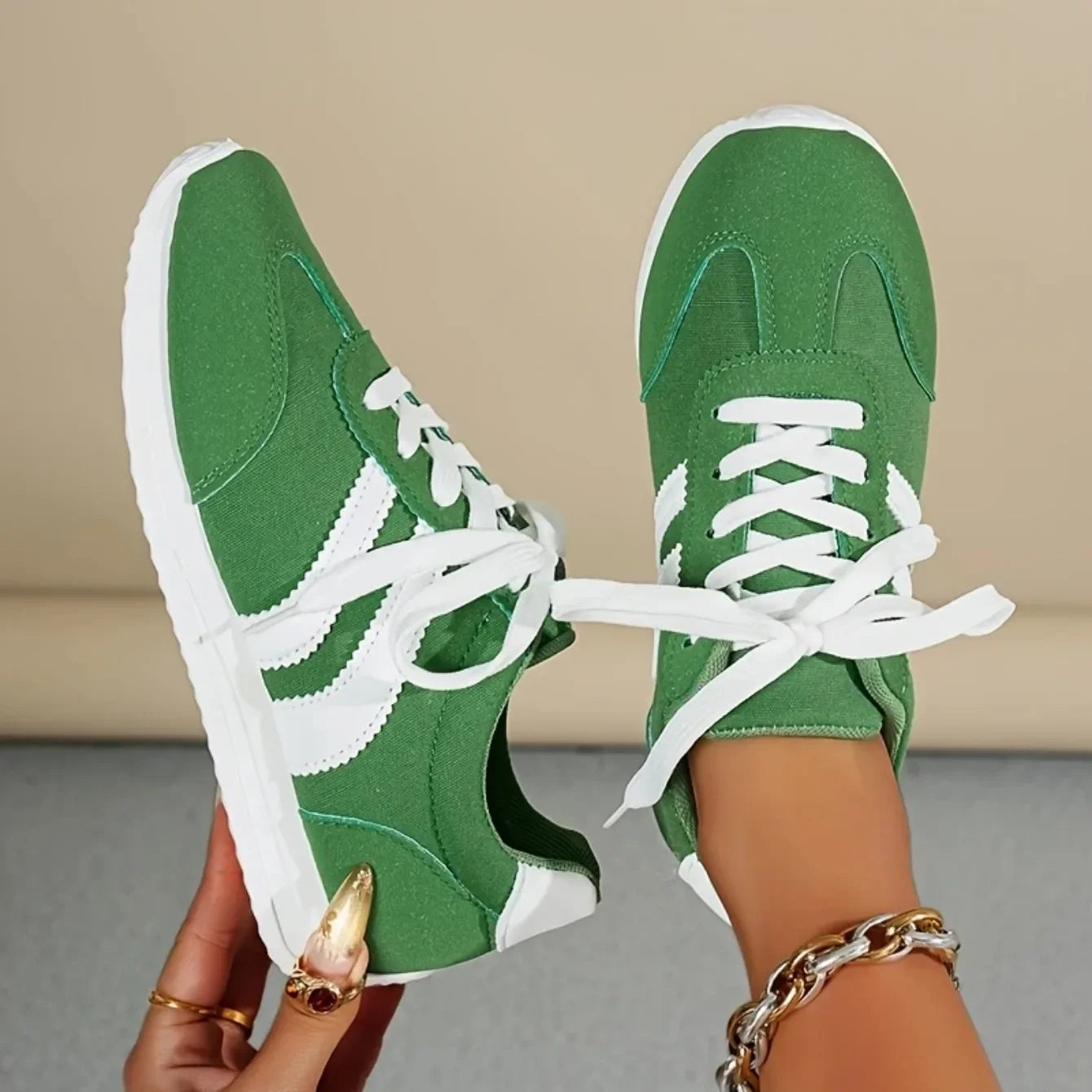 2025 Spring Women’s Sneakers – Comfortable, Versatile Flat Casual Lace-Up Sports Shoes, Plus Size