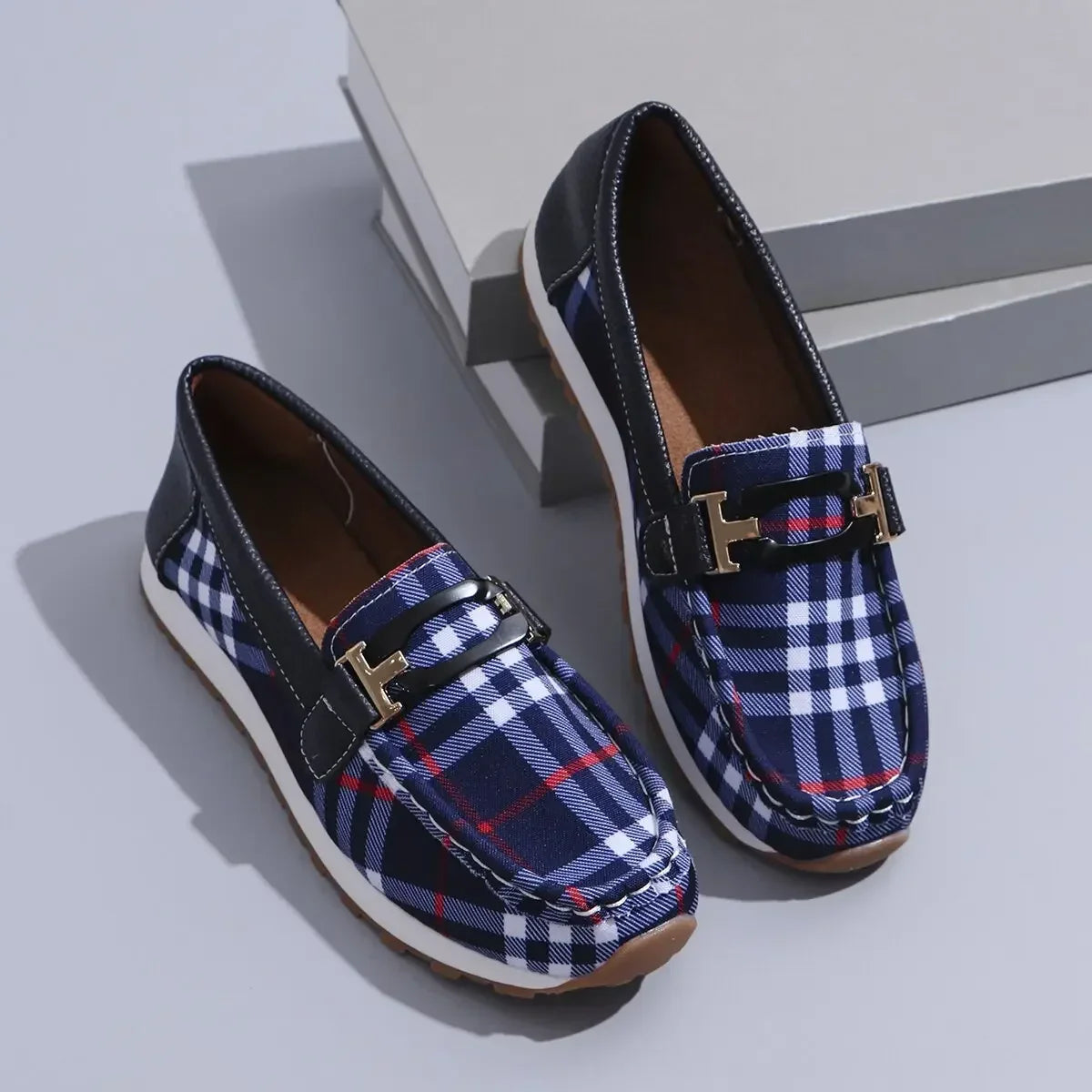 Women’s Plaid Canvas Loafers – Slip-On Casual Non-Slip Walking Shoes