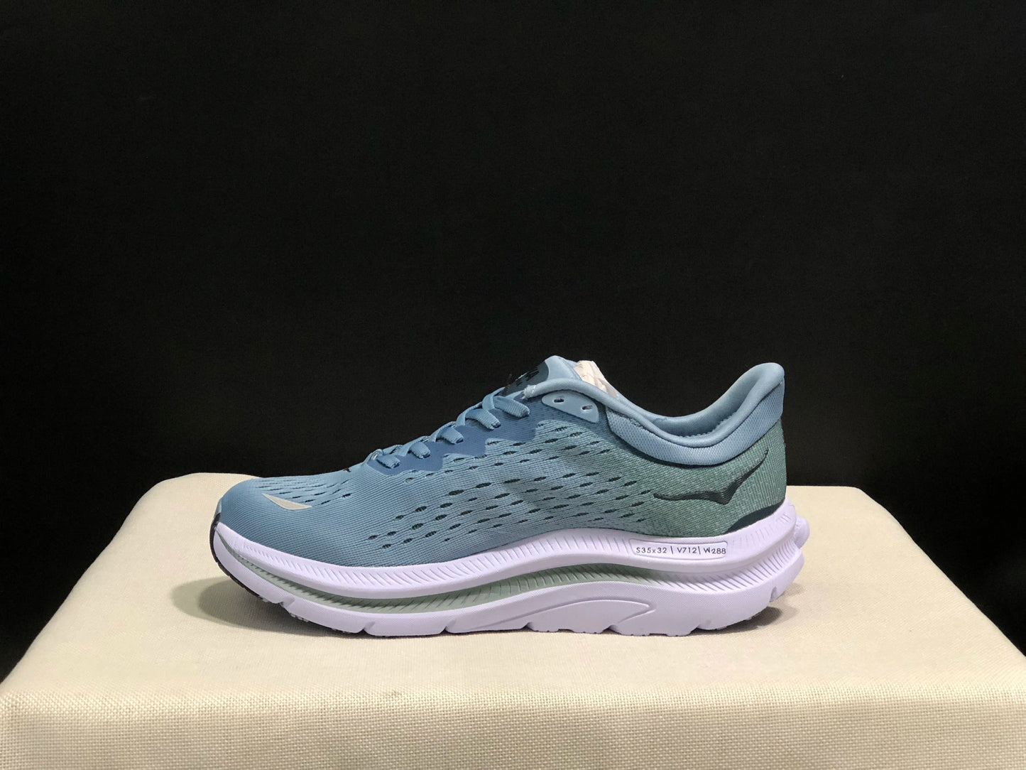 RBB Kawana-Inspired Men’s Running Sneakers – Lightweight Breathable Canvas Sports Shoes