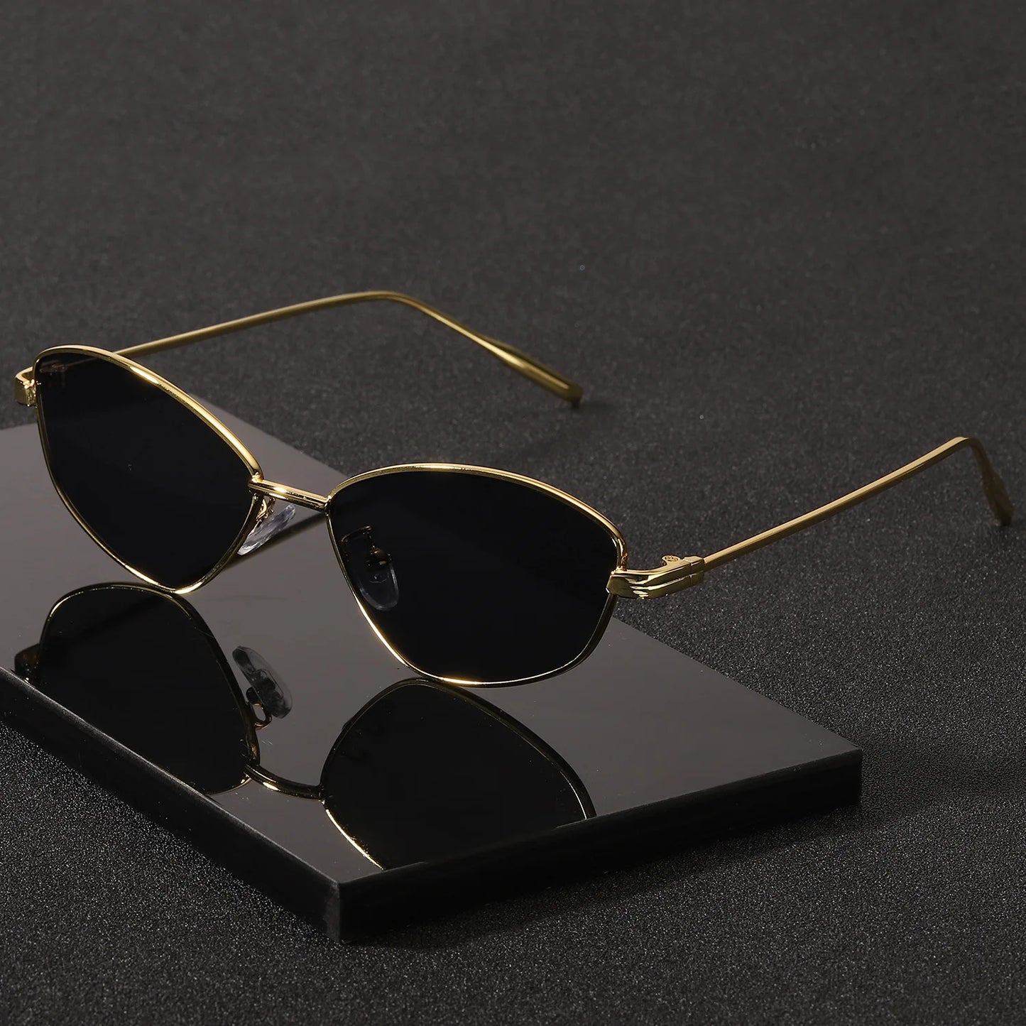 RBB Metal Cat-Eye Small Frame Sunglasses – Stylish & Versatile Alloy Sunnies