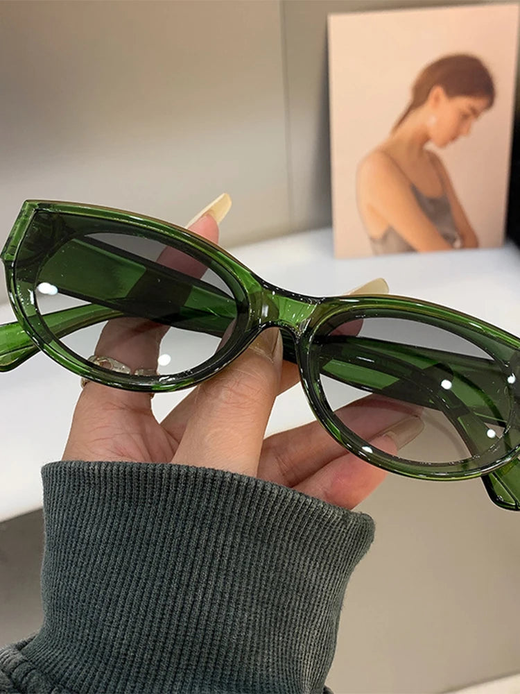 RBB Women’s Retro Oval Sunglasses – UV400 Vintage Street Style Shades