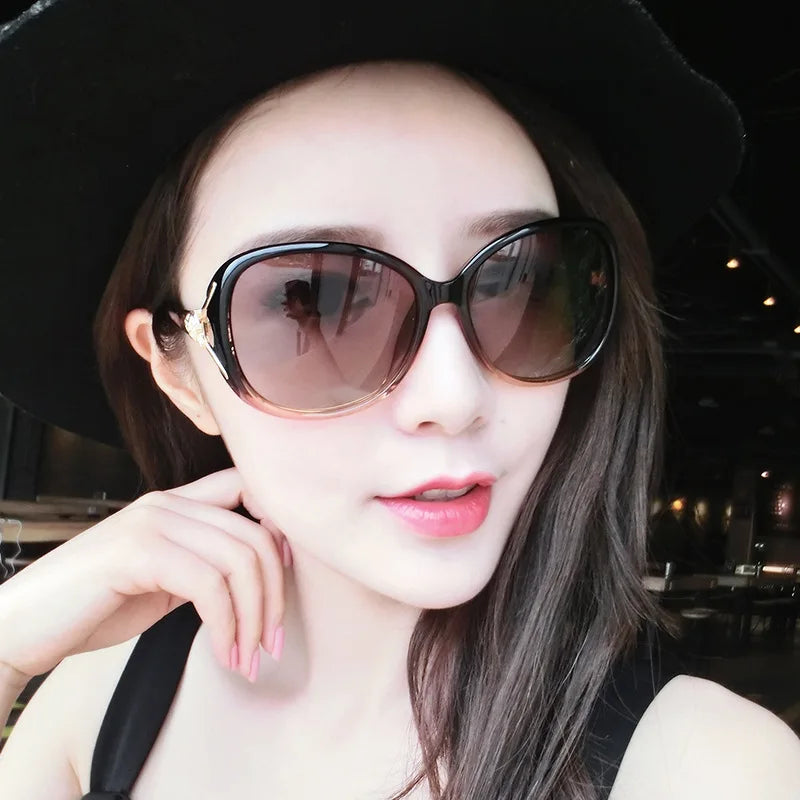 RBB Women’s UV Blocking Textured Gradient Black Sunglasses – Outdoor Fashion Eyewear