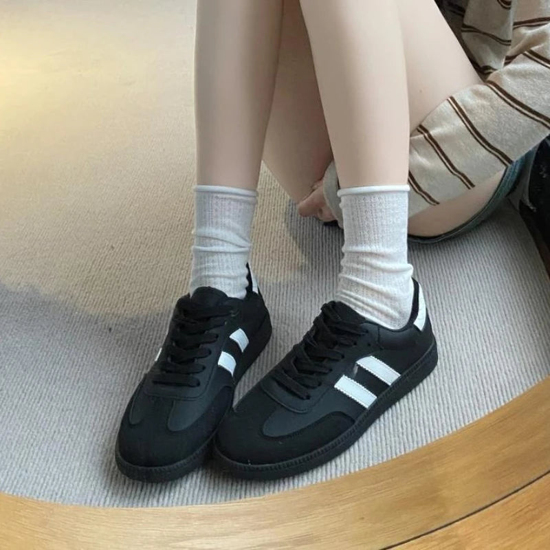"Women's Lace-Up Vulcanized Sneakers – Casual Outdoor Trainers"