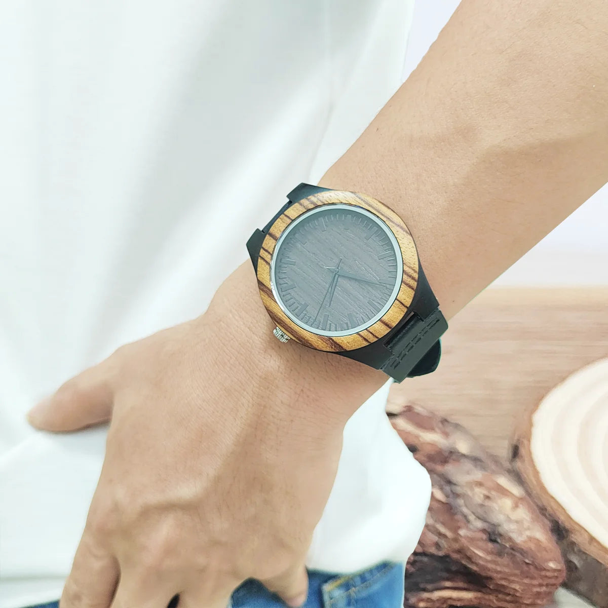 RBB Personalized Wooden Quartz Watch – Unisex Leather Strap, Custom Engraving, Gift-Ready
