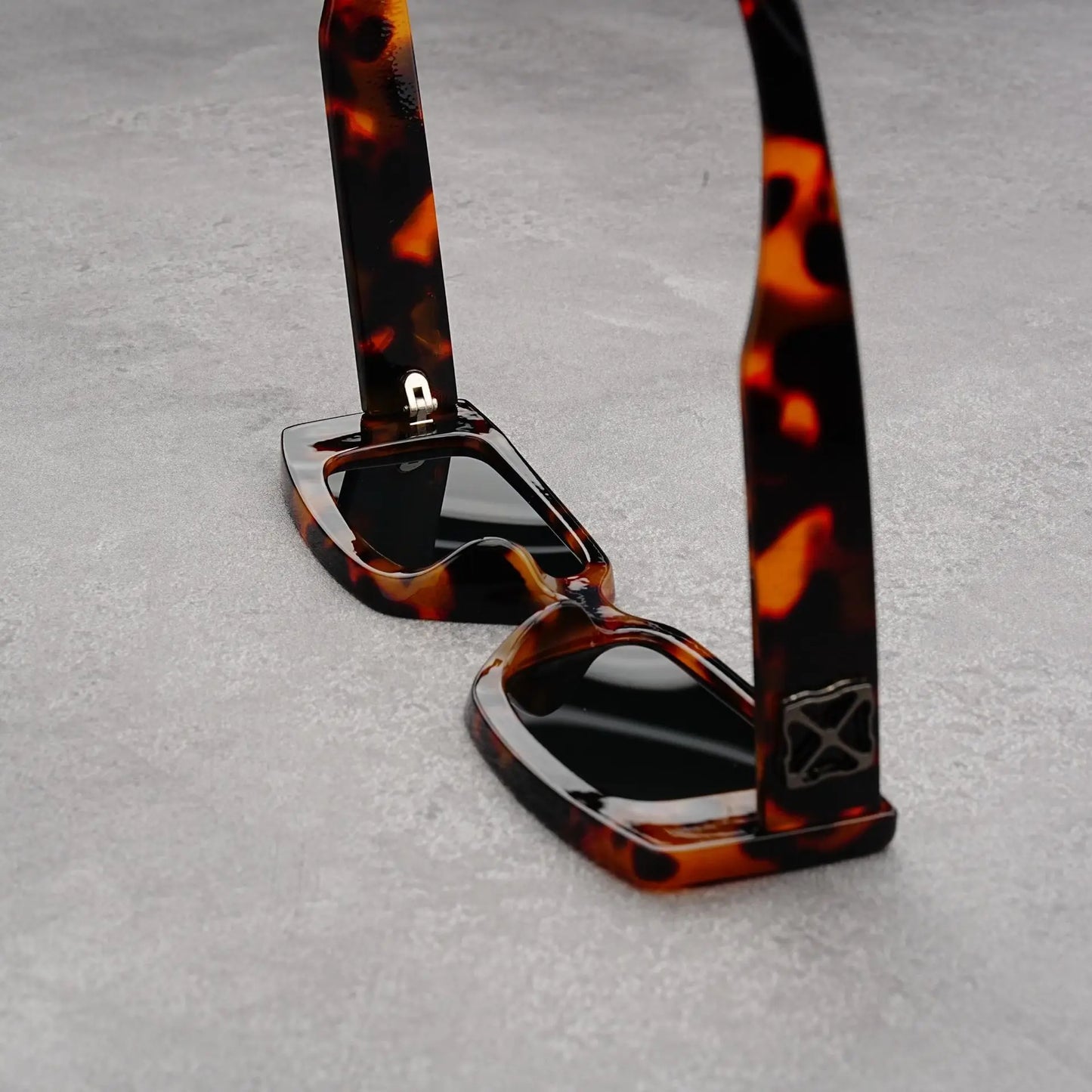 RBB 2025 Fashion Small Square UV400 Sunglasses – Unisex Candy Color High-End Trendy Eyewear