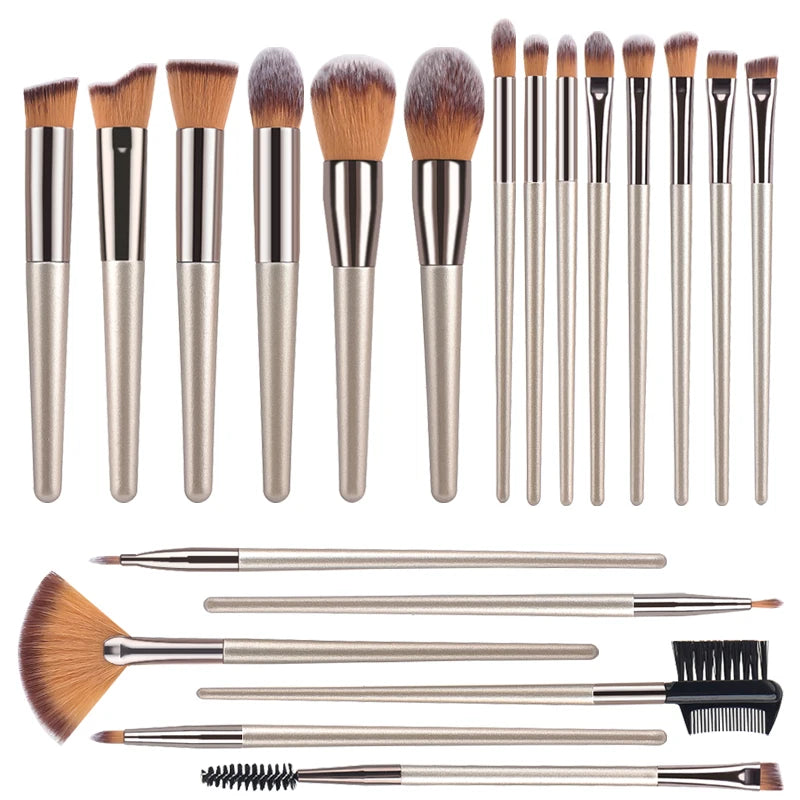 Hot Champagne Makeup Brush Set – Foundation, Blush, Eyeshadow & Blending Tools