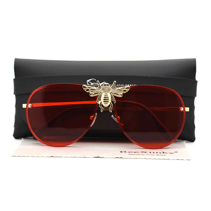 RBB Luxury Classic Bee Vintage Pilot Sunglasses — Stylish retro design with gradient, anti-reflective lenses. Unisex and UV400 protected for everyday wear.