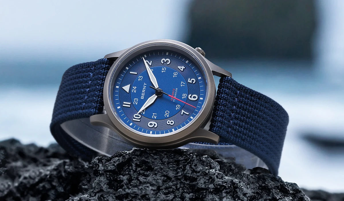 RBB Titanium Field Pilot Watch – Super Luminous Men's Outdoor Quartz Wristwatch with Sapphire Glass (5ATM)