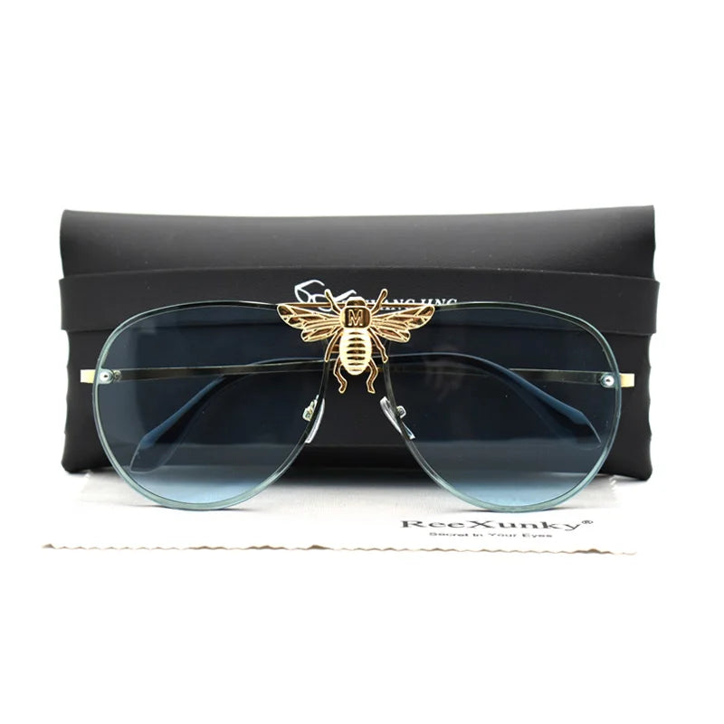 RBB Luxury Classic Bee Vintage Pilot Sunglasses — Stylish retro design with gradient, anti-reflective lenses. Unisex and UV400 protected for everyday wear.