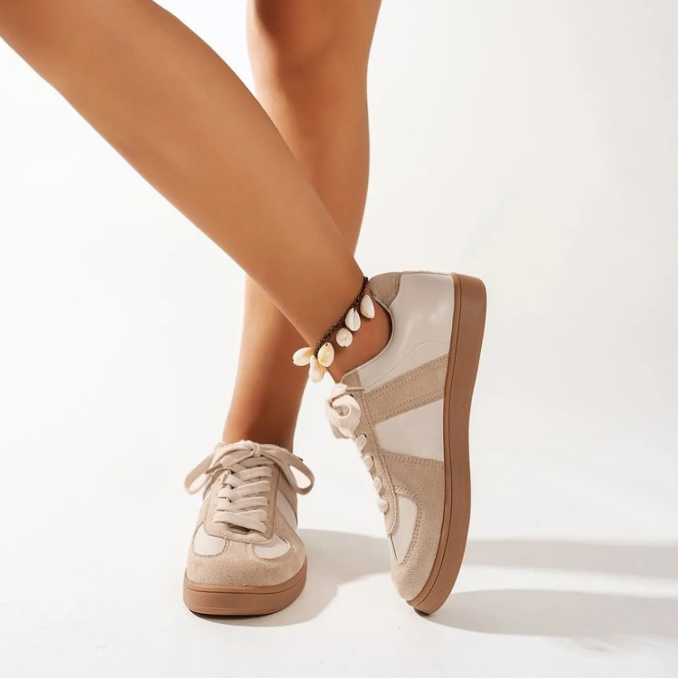 Women's Retro Patchwork Sneakers – Casual Lace-Up Flats