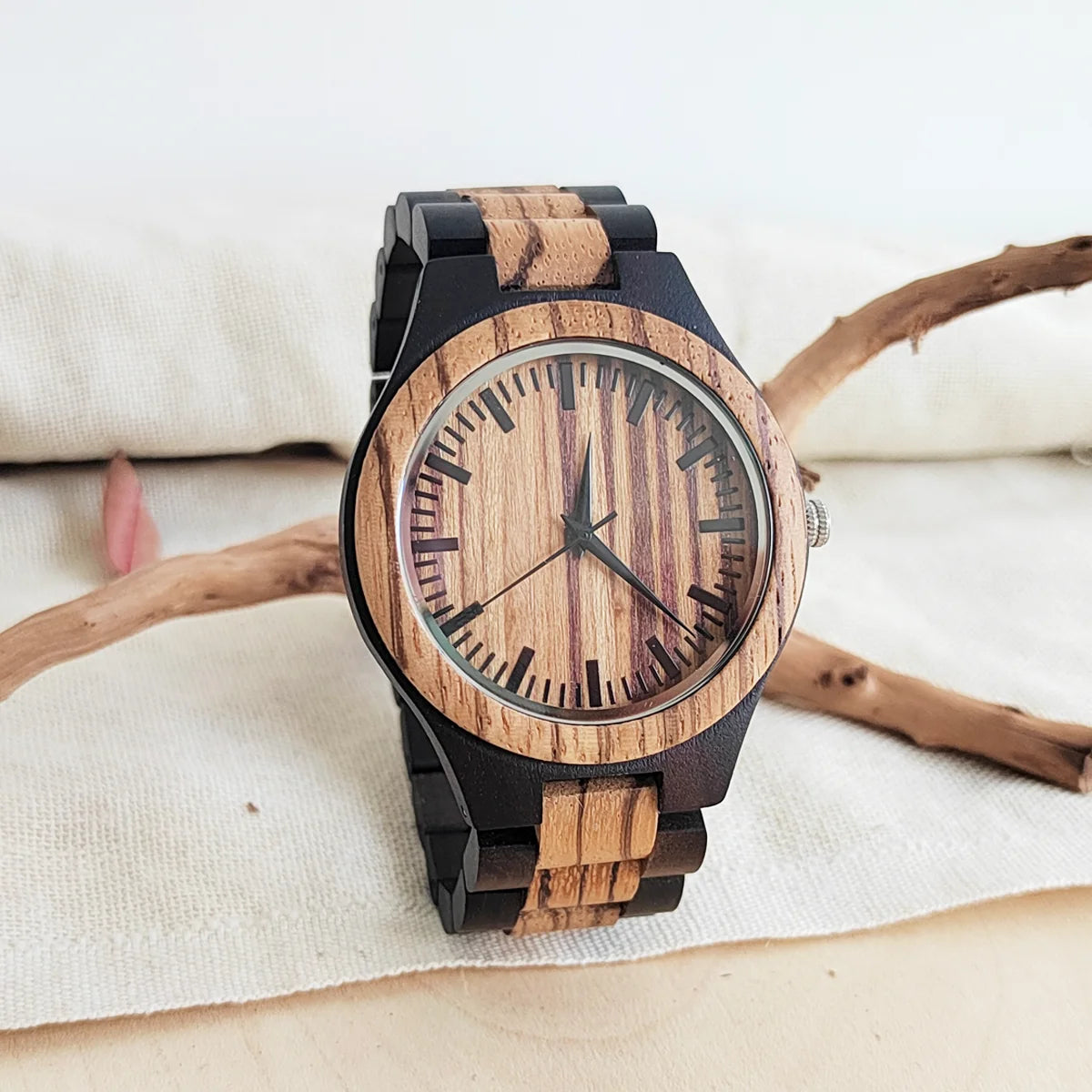 RBB Personalized Wooden Quartz Watch – Unisex Leather Strap, Custom Engraving, Gift-Ready