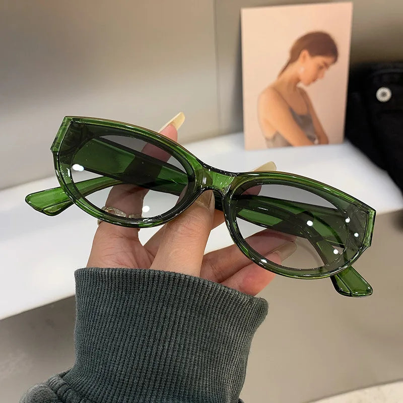 RBB Women’s Retro Oval Sunglasses – UV400 Vintage Street Style Shades