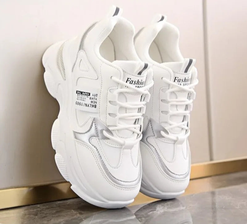 Women’s White Sport Sneakers – Thick Sole, Ultra-Light Platform, Casual & Running Shoes (Spring/Autumn 2025)