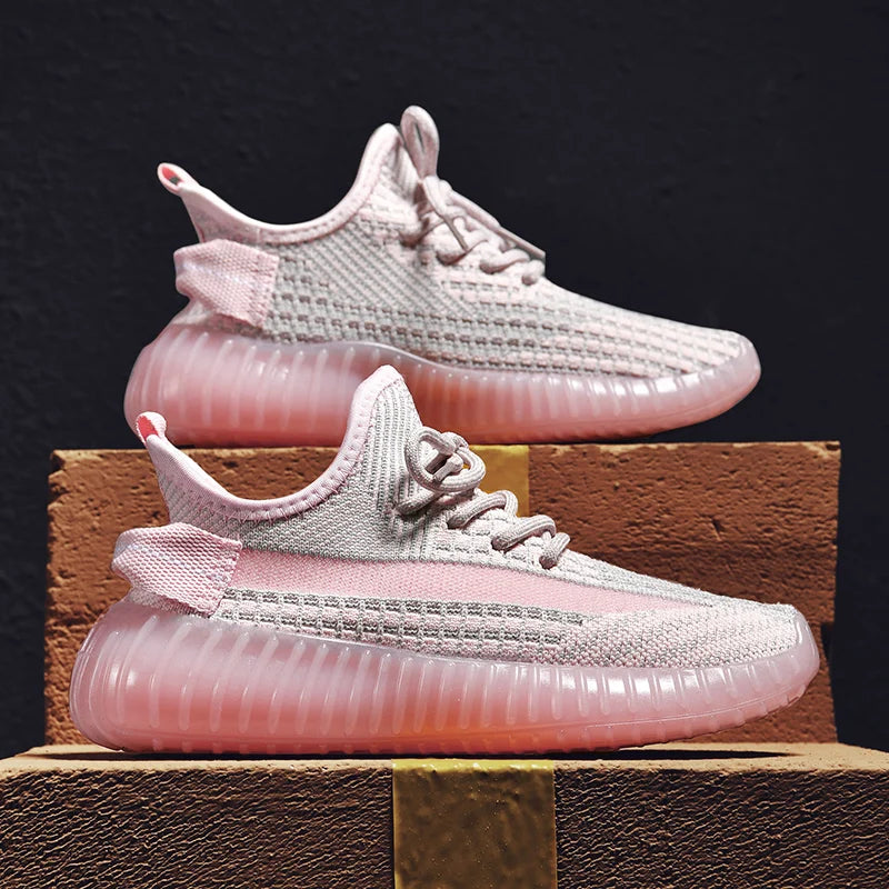 2025 Summer Yeezy-Style Sneakers – Breathable & Comfortable Unisex Casual Shoes (White/Gray)